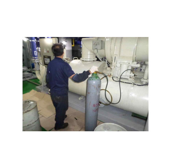 K상가 터보냉동기 정비